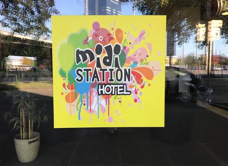 Midi Station Hotel-1